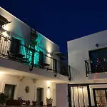 Alojamento de Acomodação e Pequeno-almoço Arden's House 4*