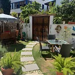 Arden's House Panzió Bodrum