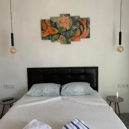 Arden's House Bed & Breakfast *