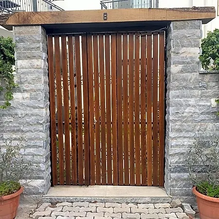 فندق مبيت وإفطار Arden's House 4*