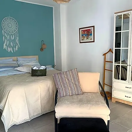 Arden's House فندق مبيت وإفطار بودروم