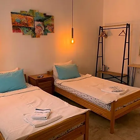 فندق مبيت وإفطار Arden's House بودروم