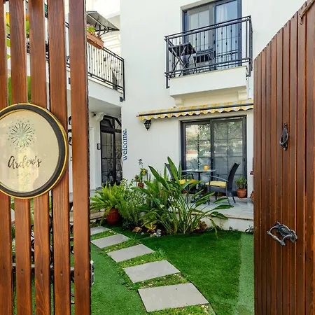 فندق مبيت وإفطار Arden's House بودروم
